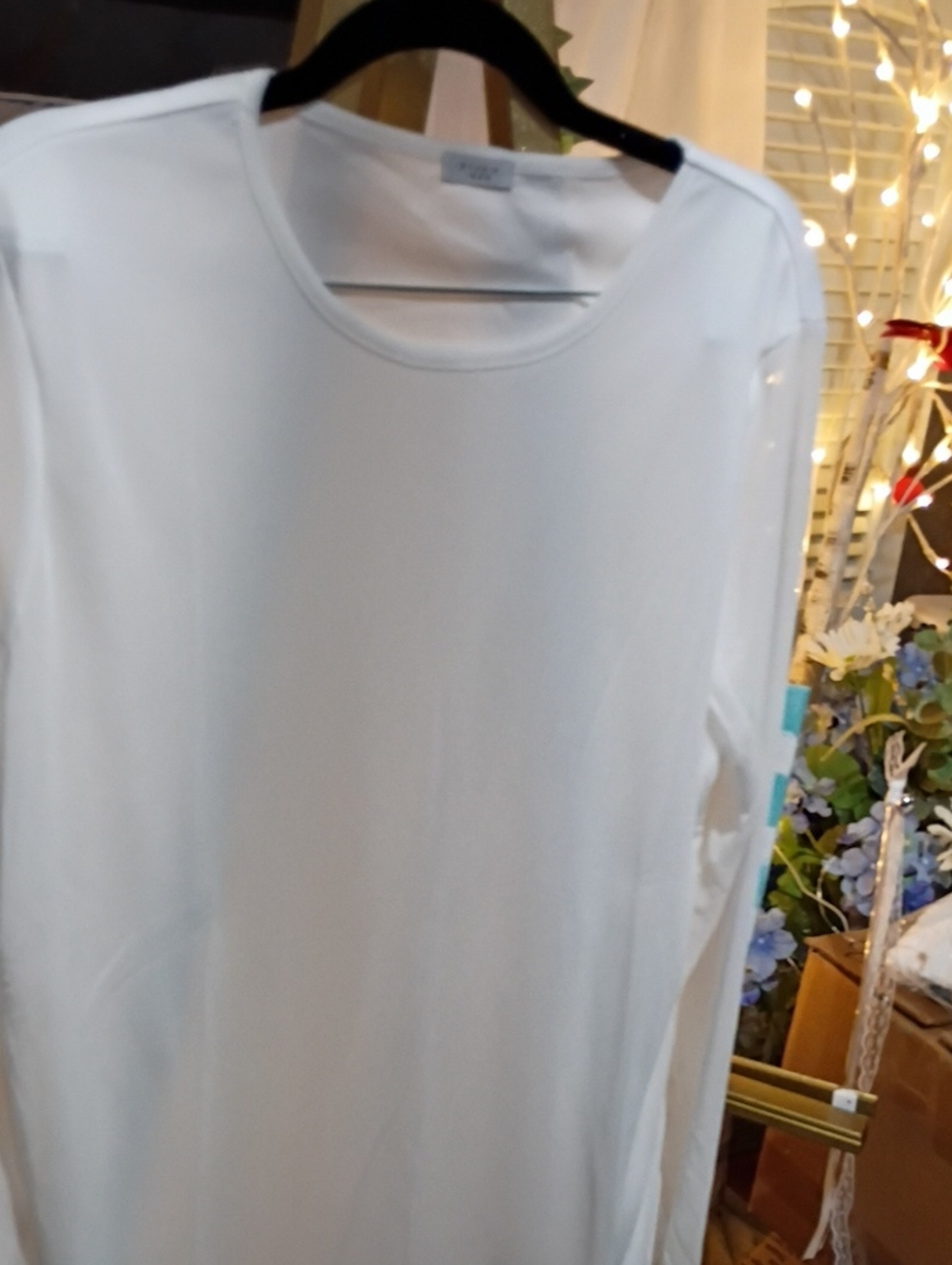 Studio 1886 Women's White Sheer Long-Sleeve Crewneck Blouse